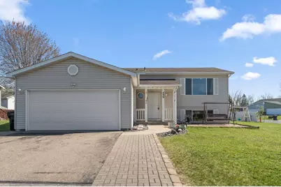 496 Braeburn Drive, Shakopee, MN 55379 - Photo 1