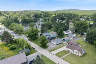 602 8th St NW, Chisholm, MN 55719 - Photo 7