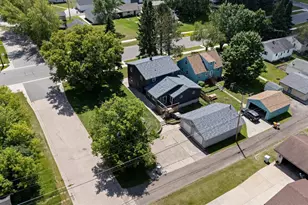 602 8th St NW, Chisholm, MN 55719 - Photo 13