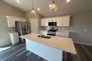1548 Meadows Dr NE, East Bethel, MN 55011 - Photo 3