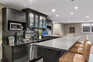 154 Babcock Ln, Wayzata, MN 55391 - Photo 59