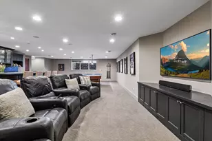 154 Babcock Ln, Wayzata, MN 55391 - Photo 55