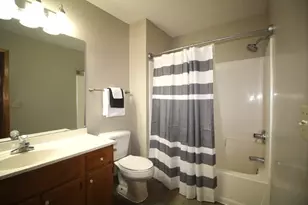 8426 Copperfield Way, Inver Grove Heights, MN 55076 - Photo 13