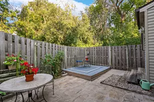 1529 Greenwood Ct N, Eagan, MN 55122 - Photo 3