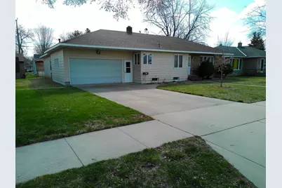 142 24th Avenue N, Saint Cloud, MN 56303 - Photo 1