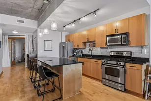 212 N 1st St, Minneapolis, MN 55401 - Photo 13