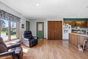 1106 Pierce Ave, Wabasha, MN 55981 - Photo 13