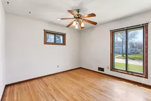 1249 Gary Dr, Saint Paul Park, MN 55071 - Photo 13