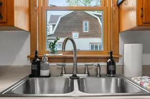 1246 Hewitt Ave, Saint Paul, MN 55104 - Photo 19