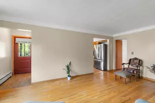 1246 Hewitt Ave, Saint Paul, MN 55104 - Photo 9