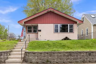1246 Hewitt Ave, Saint Paul, MN 55104 - Photo 1