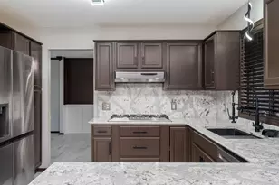 116 Piccadilly Ave, Mankato, MN 56001 - Photo 17