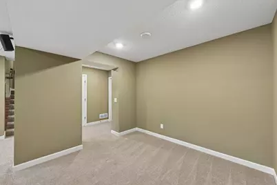 9768 7th Street N, Lake Elmo, MN 55042 - Photo 35