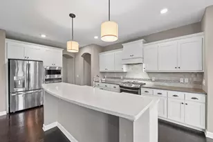 9768 7th St N, Lake Elmo, MN 55042 - Photo 5