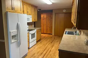 1318 W Chestnut Ave, Olivia, MN 56277 - Photo 7