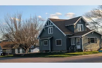 301 W 4th Street, Winthrop, MN 55396 - Photo 1