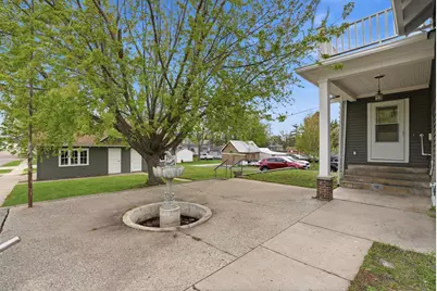 301 W 4th Street, Winthrop, MN 55396 - Photo 3