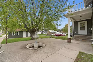 301 W 4th St, Winthrop, MN 55396 - Photo 3