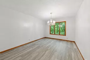 1264 Vildmark Dr, Eagan, MN 55123 - Photo 5