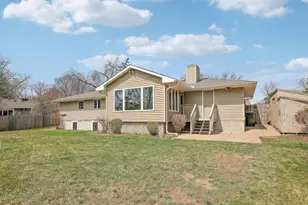 5900 Halifax Pl, Brooklyn Center, MN 55429 - Photo 45
