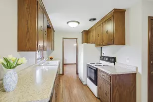 5900 Halifax Pl, Brooklyn Center, MN 55429 - Photo 13