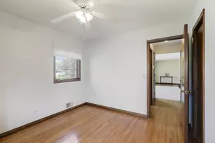 5900 Halifax Pl, Brooklyn Center, MN 55429 - Photo 29