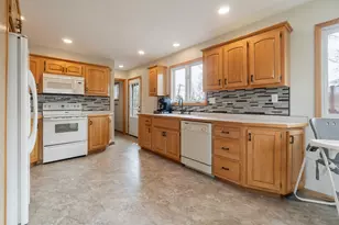 3114 Mill St NE, Bemidji, MN 56601 - Photo 7