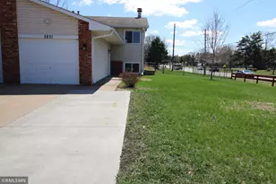 5821 84 1/2 Ave N, Brooklyn Park, MN 55443 - Photo 5