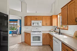 4487 374th Ct, North Branch, MN 55056 - Photo 9
