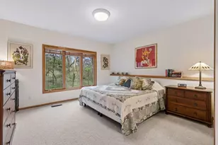 6954 Kenmare Dr, Bloomington, MN 55438 - Photo 37