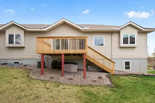 1318 McAndrews Rd E, Burnsville, MN 55337 - Photo 25