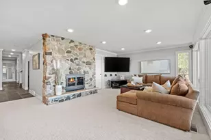 178 Peninsula Rd, Medicine Lake, MN 55441 - Photo 45