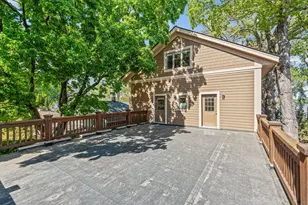 178 Peninsula Rd, Medicine Lake, MN 55441 - Photo 29