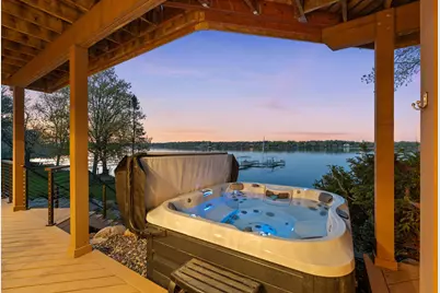 178 Peninsula Road, Medicine Lake, MN 55441 - Photo 9