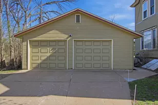 435 Jefferson St, Eau Claire, WI 54701 - Photo 11