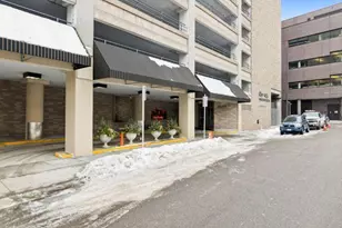 66 9th St E, Saint Paul, MN 55101 - Photo 5