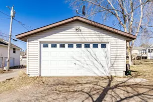 5020 Dodge St, Duluth, MN 55804 - Photo 13
