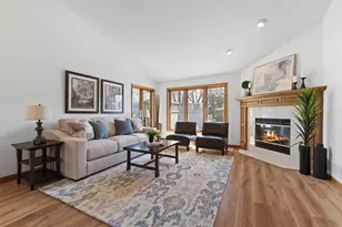 5619 Dunlap Ave N, Shoreview, MN 55126 - Photo 11