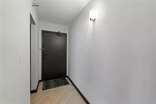 401 S 1st St, Minneapolis, MN 55401 - Photo 27