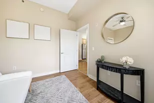 370 Marshall Ave, Saint Paul, MN 55102 - Photo 17