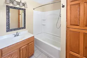 221 W Park Ave, Warren, MN 56762 - Photo 13