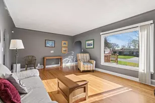199 Ferndale Street N, Maplewood, MN 55119 - Photo 3