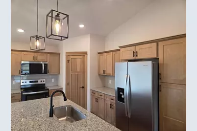 656 Daisy Court, Lake Crystal, MN 56055 - Photo 7