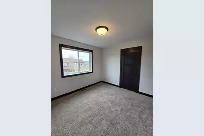 656 Daisy Court, Lake Crystal, MN 56055 - Photo 11