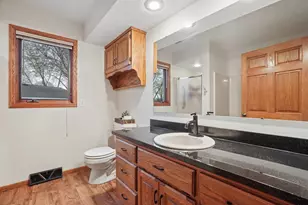 714 E Crescent Ln, Litchfield, MN 55355 - Photo 15