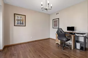 16583 Hearthside Way, Lakeville, MN 55044 - Photo 7