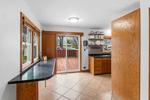 2017 Beacon St, Roseville, MN 55113 - Photo 13