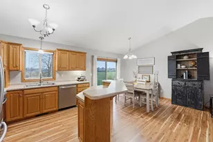 327 4th Ave SE, Saint Joseph, MN 56374 - Photo 9