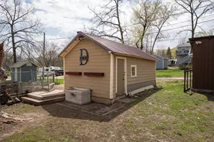 513 State St E, Cannon Falls, MN 55009 - Photo 5