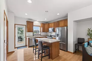 10859 Kingsfield Ln, Woodbury, MN 55129 - Photo 1